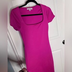 Gaze Fuchsia Midi Dress